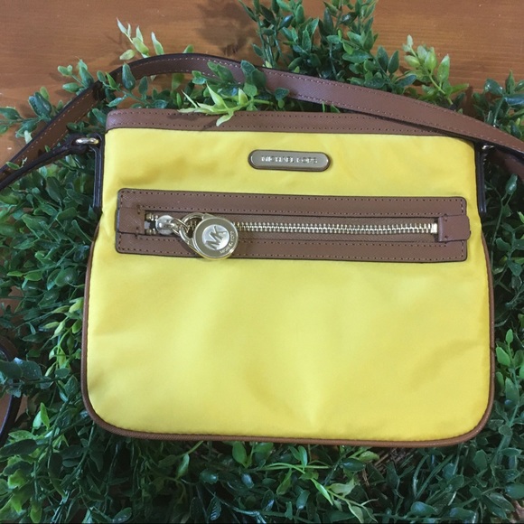 Michael Kors Yellow Crossbody Purse - Picture 3 of 13